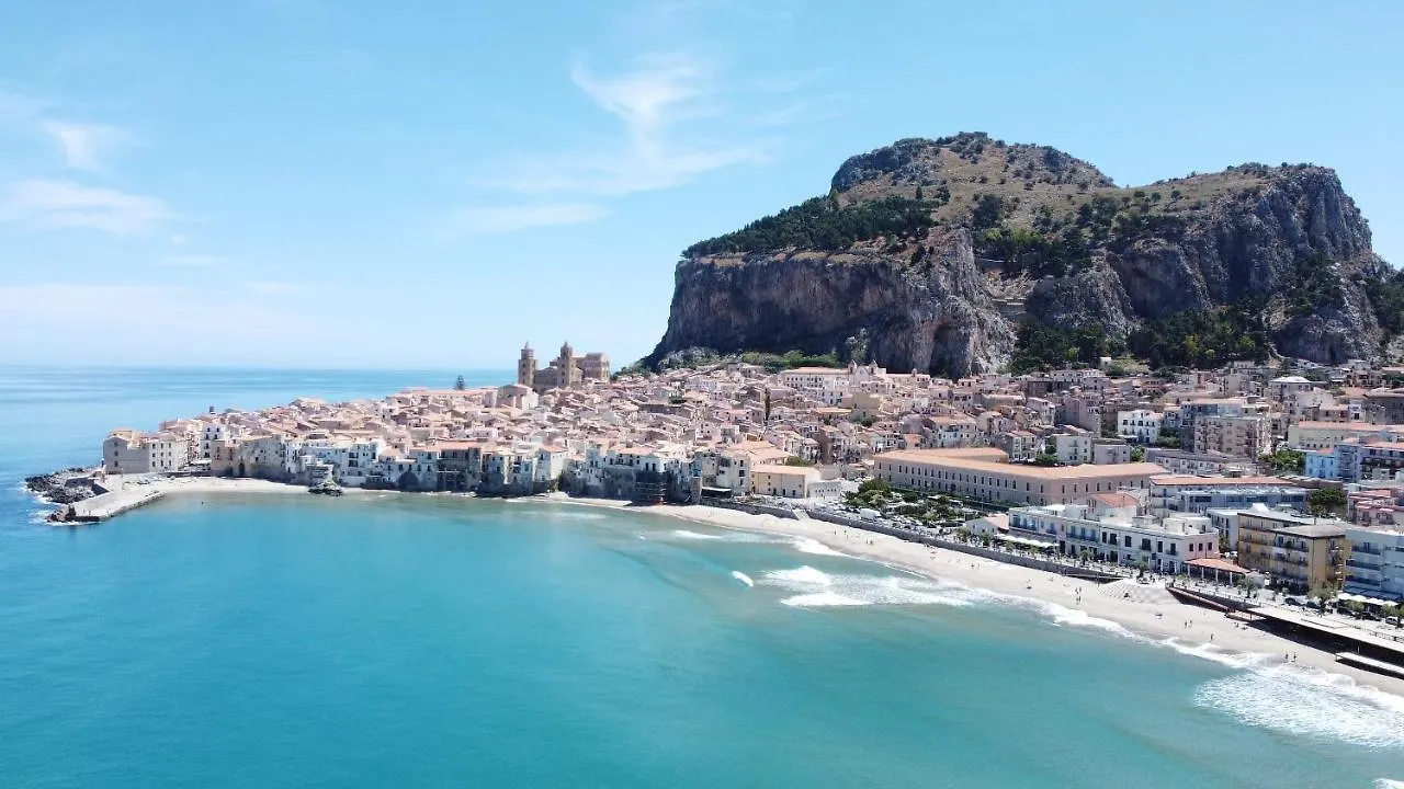 Il Mare Di Dafni Apartment Cefalu Italy